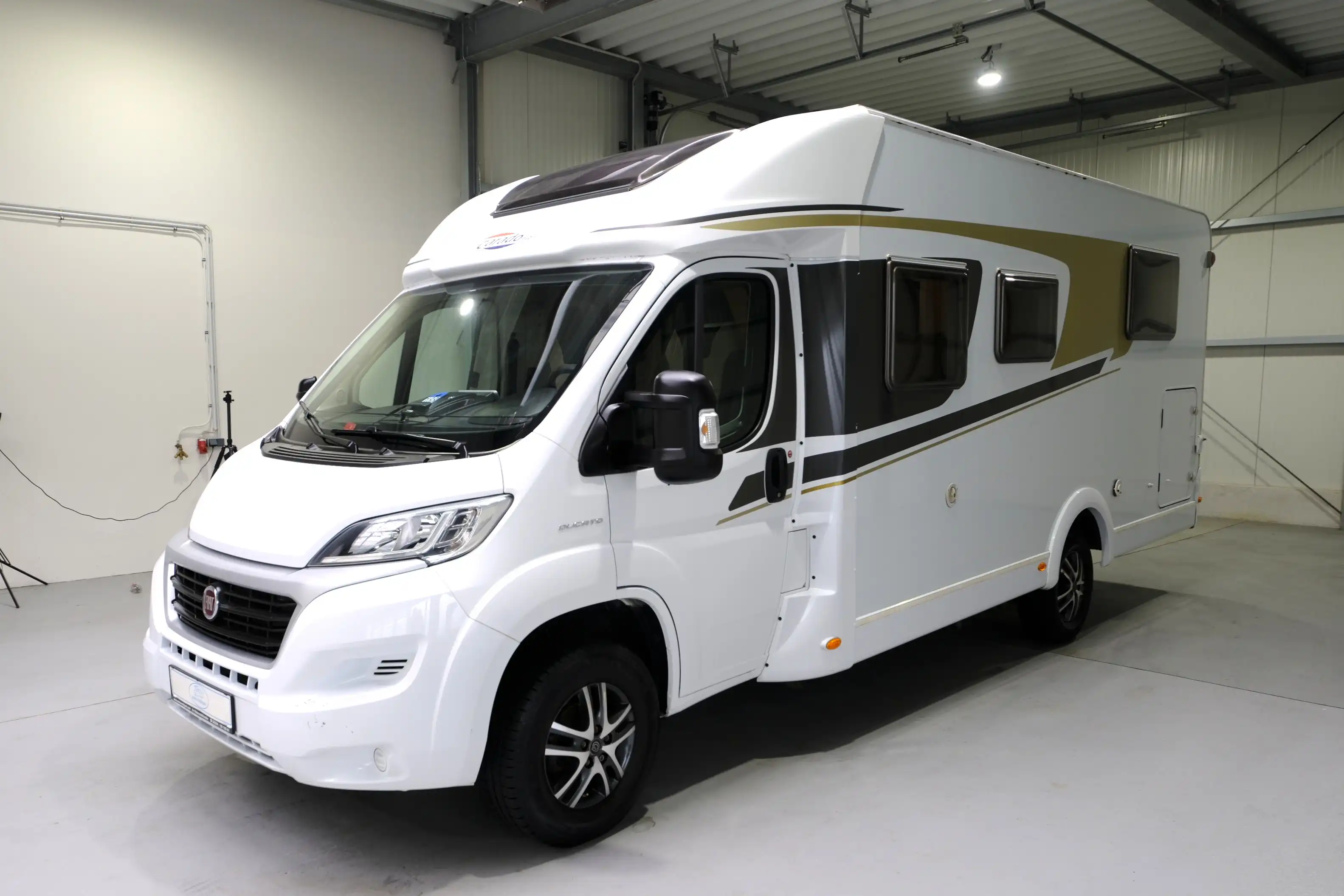 CARADO T 447